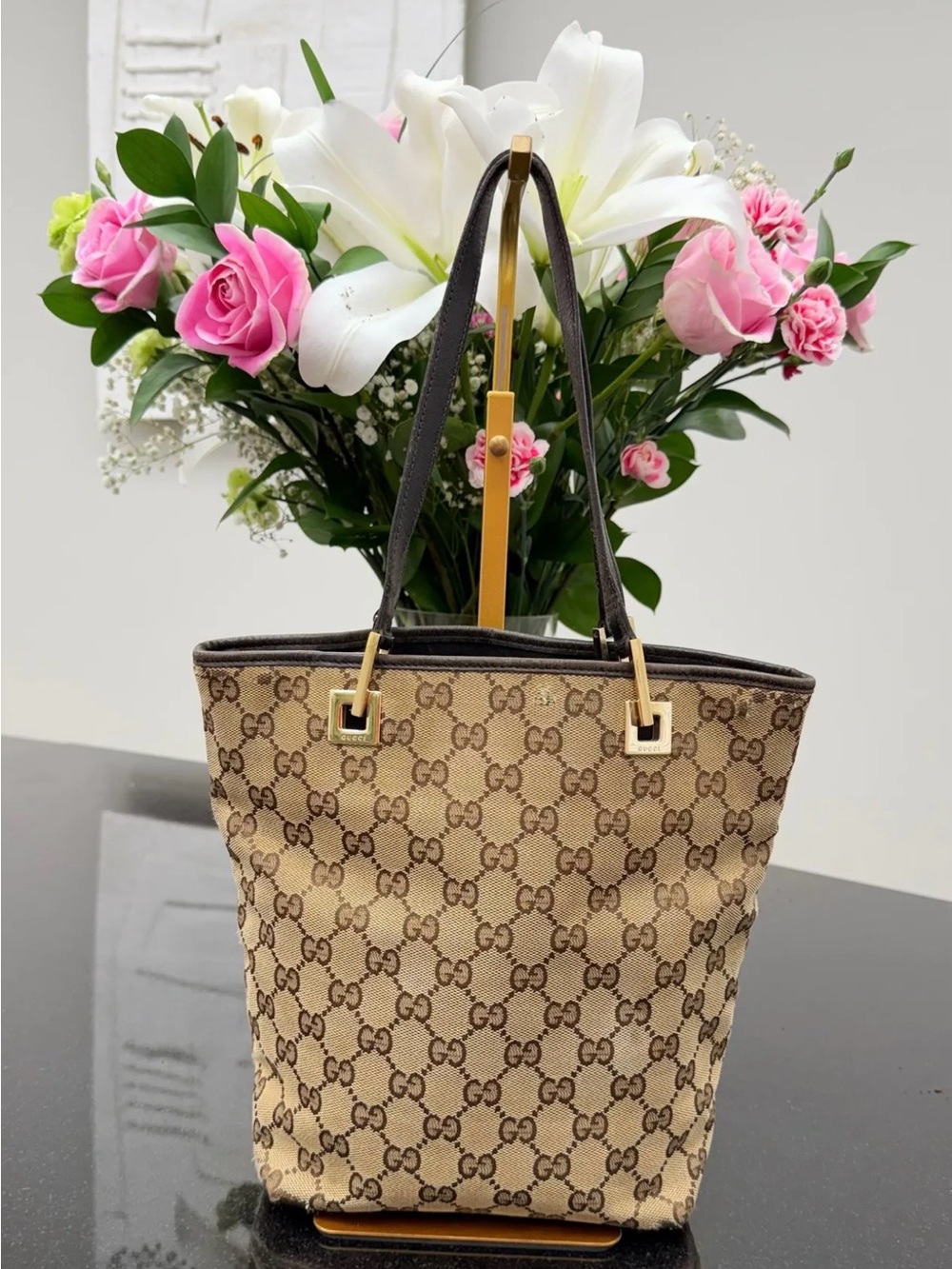 Comes with COA Gucci Brown GG Supreme Canvas Tote with Dark Brown Trim